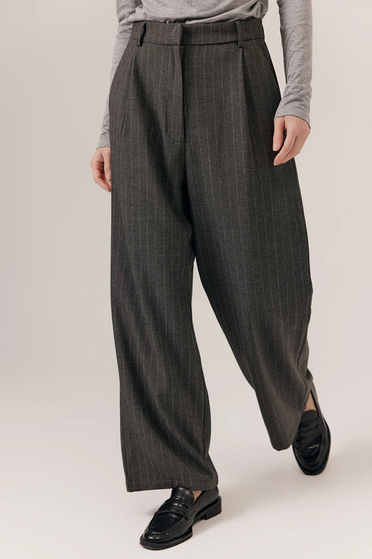 Pantalone gessato 🤍